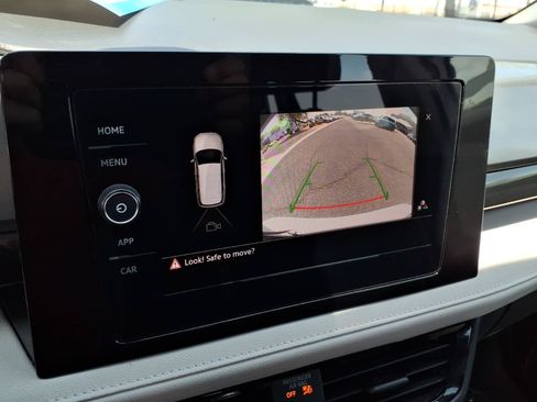 Certified 2025 Volkswagen Taos S AWD/4WD image 29