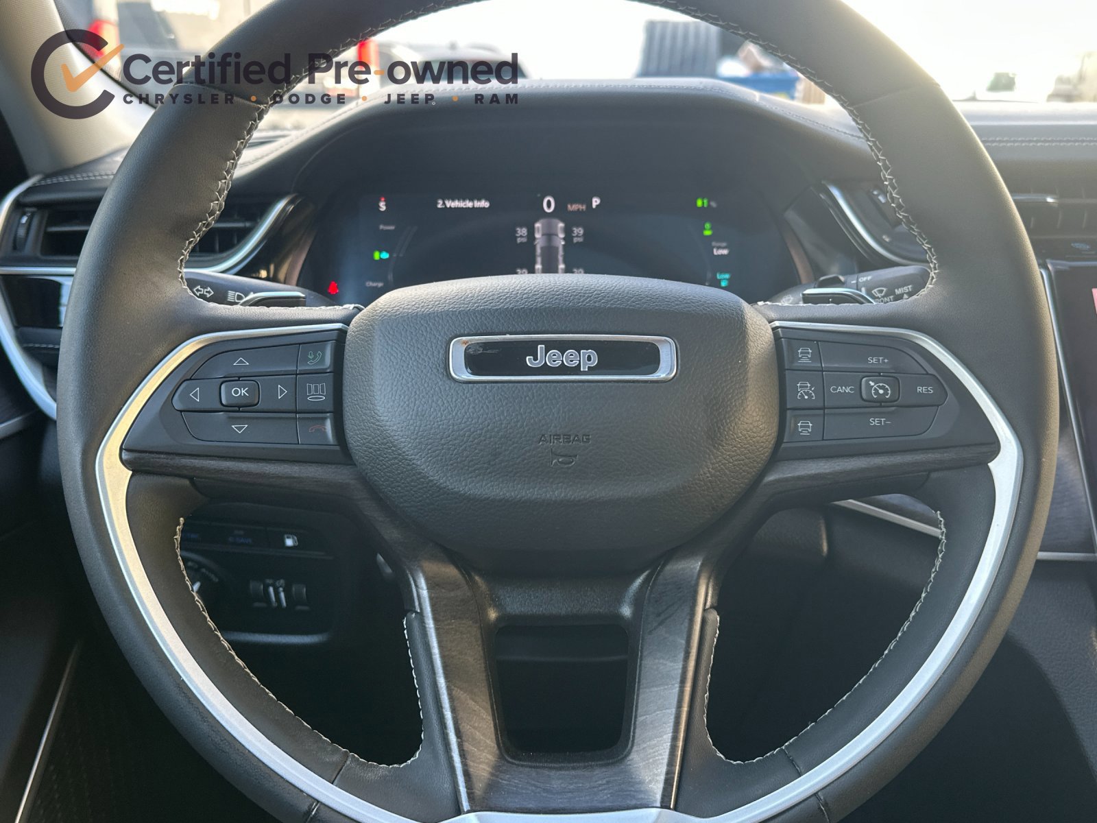 Used 2022 Jeep Grand Cherokee Limited 4xe w/ Luxury Tech Group II AWD/4WD image 25