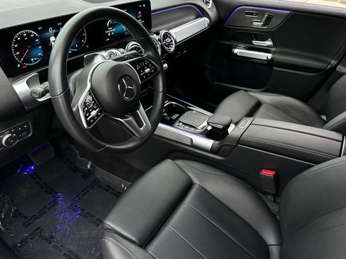 Certified 2023 Mercedes-Benz GLB 250 image 7