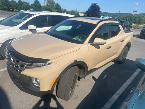 Used 2023 Hyundai Santa Cruz SEL w/ Activity Package AWD/4WD image 2