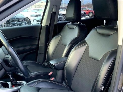 Used 2020 Jeep Compass Latitude w/ Cold Weather Group image 23