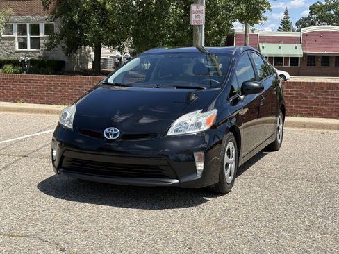Used 2012 Toyota Prius Three FWD image 4