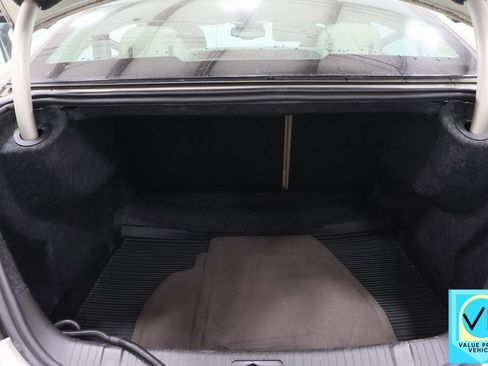 Used 2014 Buick LaCrosse Leather image 23