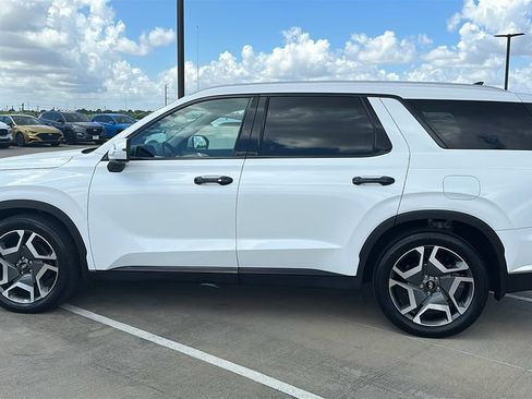 Used 2024 Hyundai Palisade Limited FWD image 10