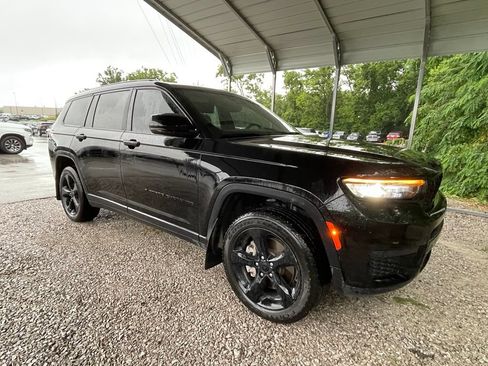 Used 2021 Jeep Grand Cherokee L Laredo AWD/4WD image 2