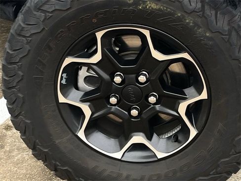 Used 2021 Jeep Wrangler Unlimited Rubicon 4xe w/ Steel Bumper Group image 10