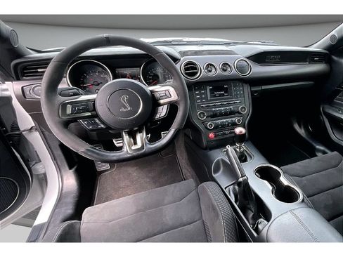 Used 2017 Ford Mustang Shelby GT350 RWD image 17