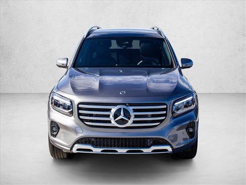 New 2026 Mercedes-Benz GLB 250 4MATIC image 2