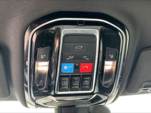 Used 2023 Jeep Grand Cherokee L Overland AWD/4WD image 34