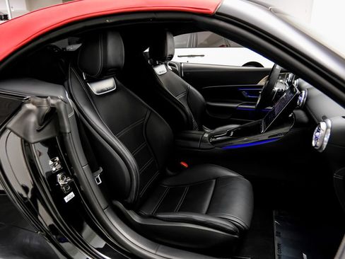 Used 2023 Mercedes-Benz SL 63 AMG 4MATIC image 41