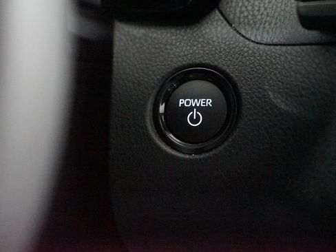 Certified 2026 Toyota Camry SE image 24