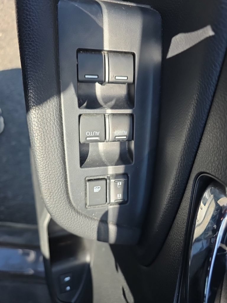 Used 2021 Honda Pilot Elite image 12