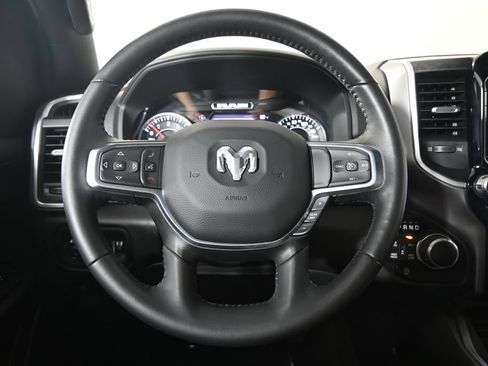Used 2024 RAM 1500 Big Horn AWD/4WD image 33