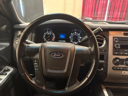 Used 2016 Ford Expedition XL RWD image 23
