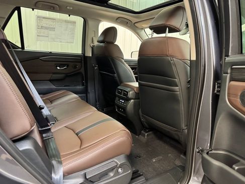 New 2026 Honda Pilot Touring image 26