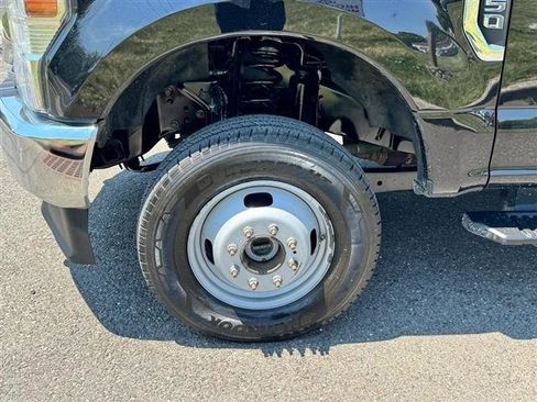Used 2021 Ford F350 XL w/ Power Equipment Group AWD/4WD image 41