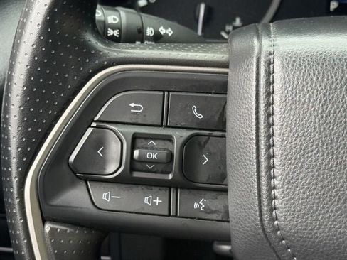 Used 2025 Toyota Tundra SR5 AWD/4WD image 14