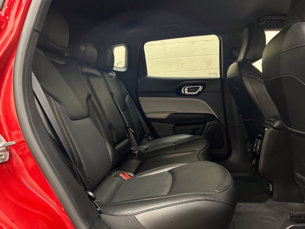 Used 2023 Jeep Compass Limited AWD/4WD image 11
