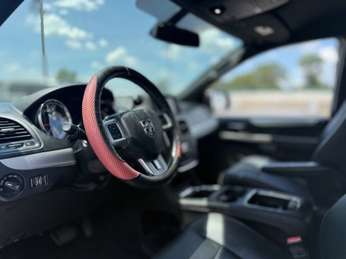 Used 2019 Dodge Grand Caravan GT FWD image 21