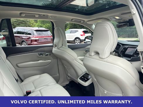 Certified 2023 Volvo XC90 B6 Plus AWD/4WD image 12