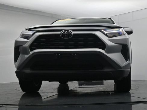 Used 2024 Toyota RAV4 XLE AWD/4WD image 34