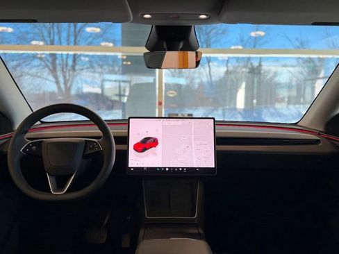 Used 2026 Tesla Model Y Long Range image 44