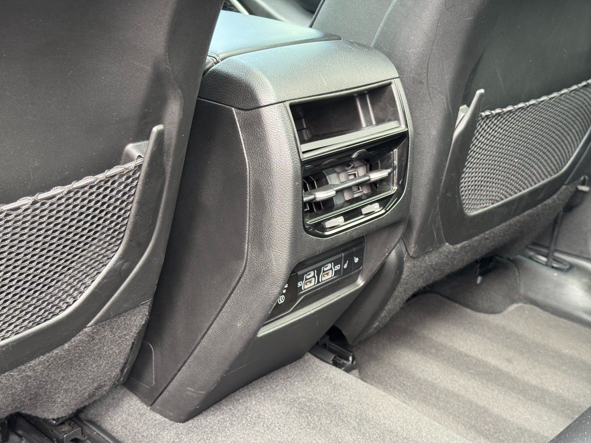 Used 2022 Jeep Grand Cherokee Limited AWD/4WD image 57