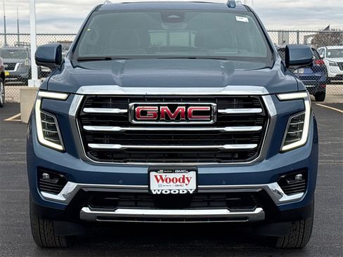 New 2026 GMC Yukon XL Elevation image 3