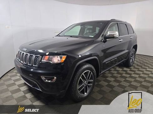 Used 2017 Jeep Grand Cherokee Limited AWD/4WD image 5
