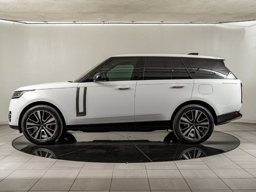 Used 2025 Land Rover Range Rover Autobiography AWD/4WD image 8