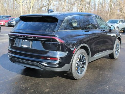 New 2026 Lincoln Nautilus Premier AWD/4WD image 3