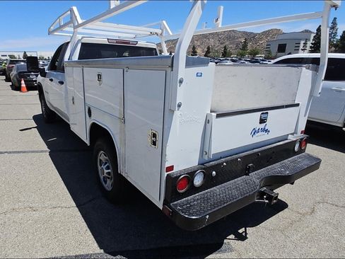 Used 2024 Chevrolet Silverado 2500 W/T w/ WT Convenience Package RWD image 3