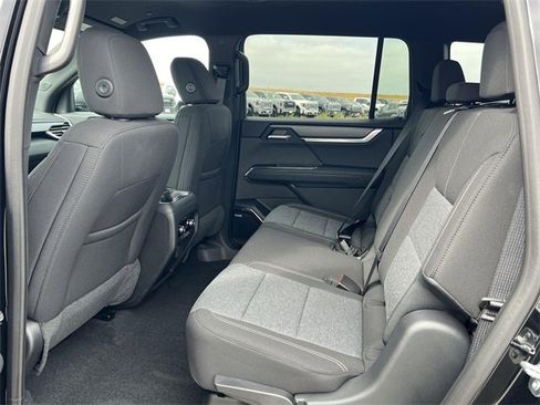 New 2025 GMC Acadia Elevation image 24