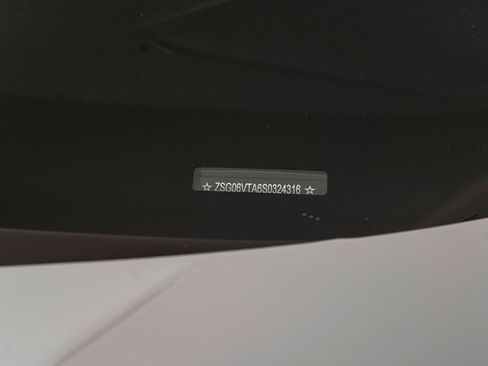Certified 2025 Ferrari Purosangue AWD/4WD image 39