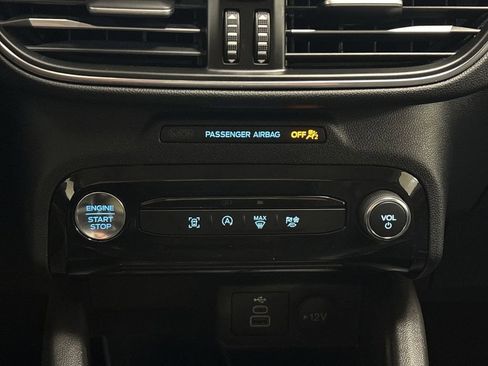 Used 2025 Ford Escape Platinum image 52