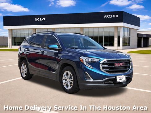 Used 2021 GMC Terrain SLE w/ Driver Convenience Package FWD image 1