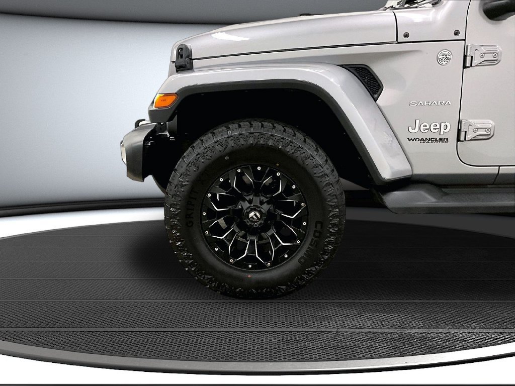 Used 2019 Jeep Wrangler Unlimited Sahara AWD/4WD image 33