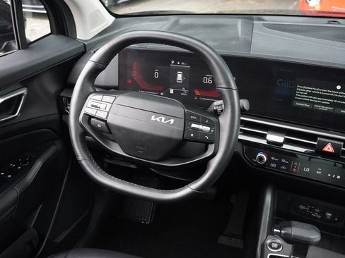 Used 2026 Kia Sportage EX w/ EX Panorama Roof Package FWD image 34