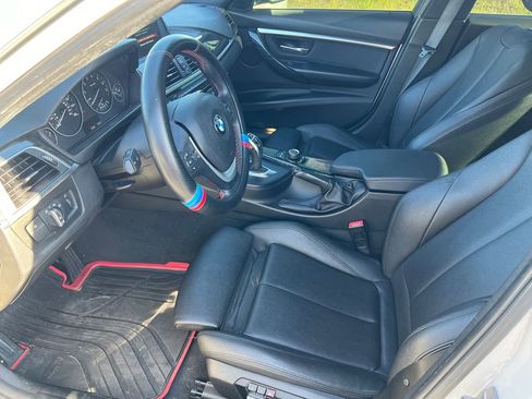 Used 2018 BMW 330i Sedan RWD image 5
