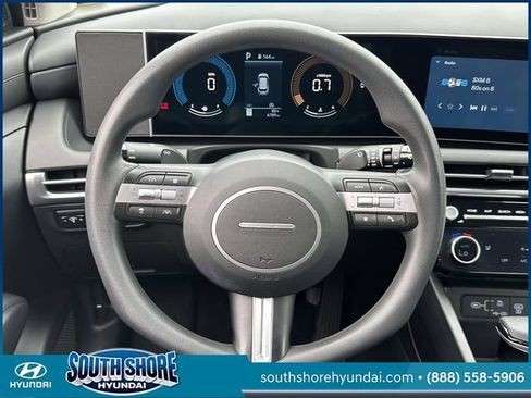 Certified 2025 Hyundai Tucson SEL AWD/4WD image 17
