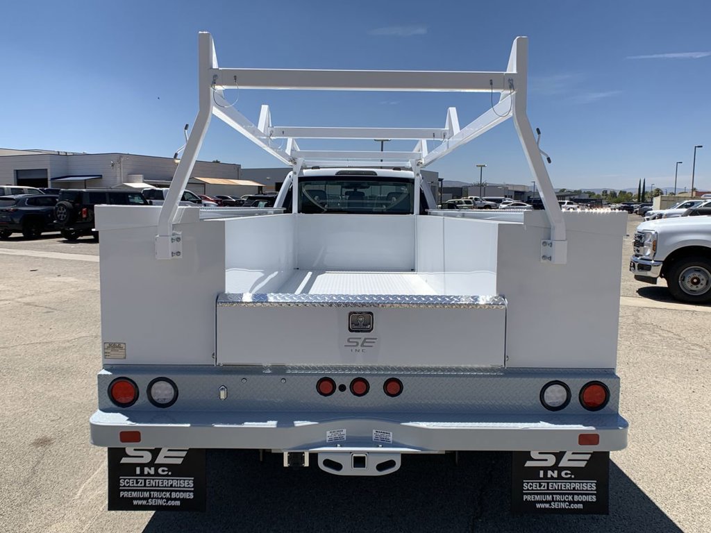 New 2025 Ford F350 XL w/ XL Chrome Package RWD image 34
