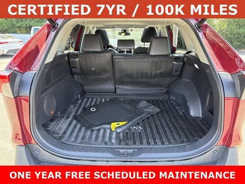 Used 2021 Toyota RAV4 XLE Premium AWD/4WD image 12