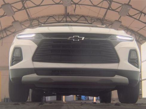 Used 2022 Chevrolet Blazer LT w/ Redline Edition image 4