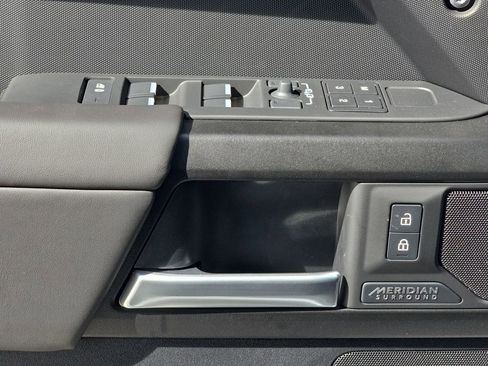 New 2026 Land Rover Defender 110 V8 image 27