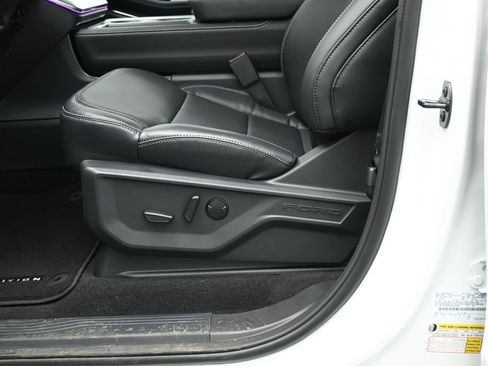 New 2026 Ford Expedition Platinum AWD/4WD image 8