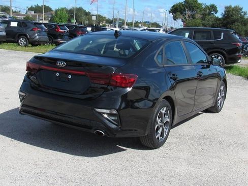 Used 2021 Kia Forte LXS image 4
