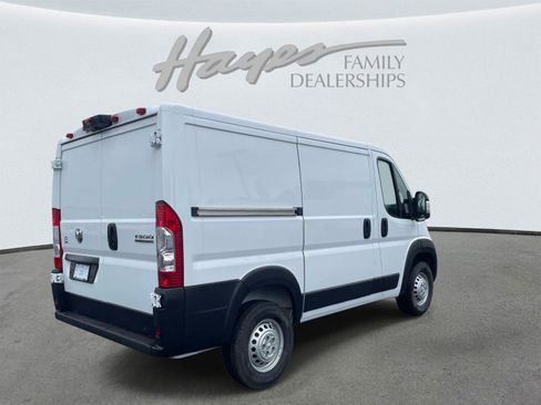 New 2026 RAM ProMaster 1500 w/ Convenience Group FWD image 25