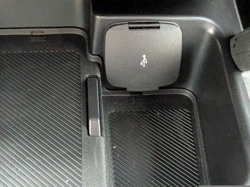 New 2025 Ford Bronco Outer Banks w/ Sasquatch Package image 25