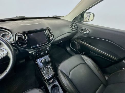 Used 2018 Jeep Compass Limited w/ Navigation Group AWD/4WD image 11