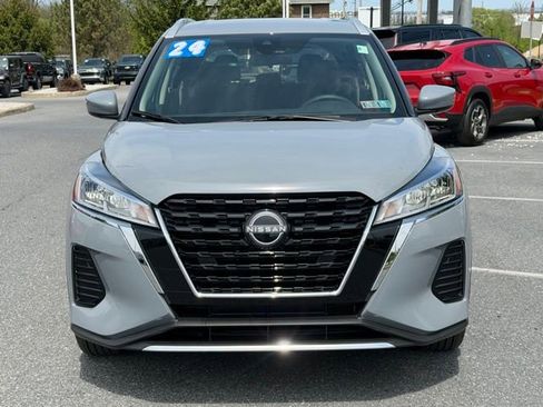 Used 2024 Nissan Kicks SV FWD image 8
